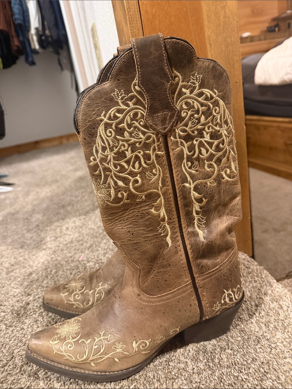 Laredo Brown Western Boots with Cream Embroidery